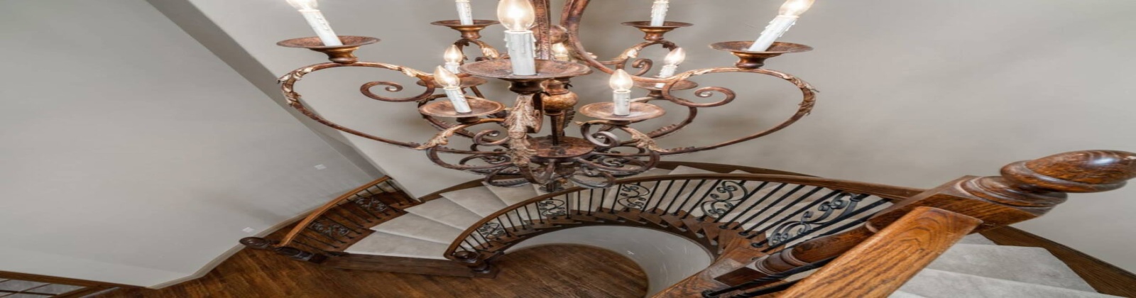 Fully furnished, executive rental with pool in North Dallas, easy access to DFW