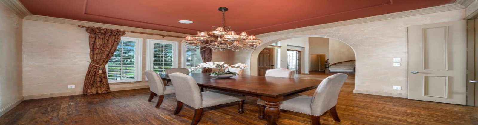 Fully furnished, executive rental with pool in North Dallas, easy access to DFW