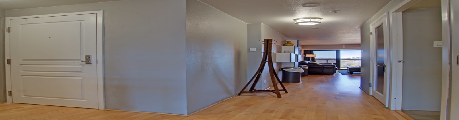 loft, mid term, all inclusive, parking, gated building, fitness center, billiards room, court yard, walking distance to downtown