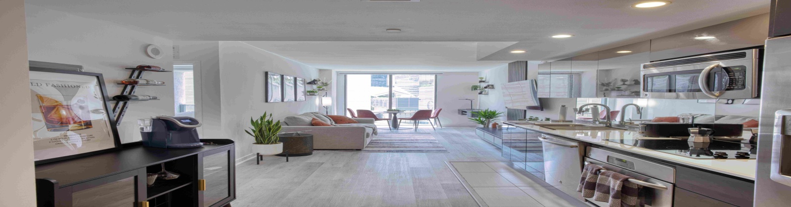 31 6th ST, Miami, Miami-Dade, Florida, United States 33131, 1 Bedroom Bedrooms, ,1 BathroomBathrooms,Apartment,Furnished,My Brickell,6th ST,10,2573