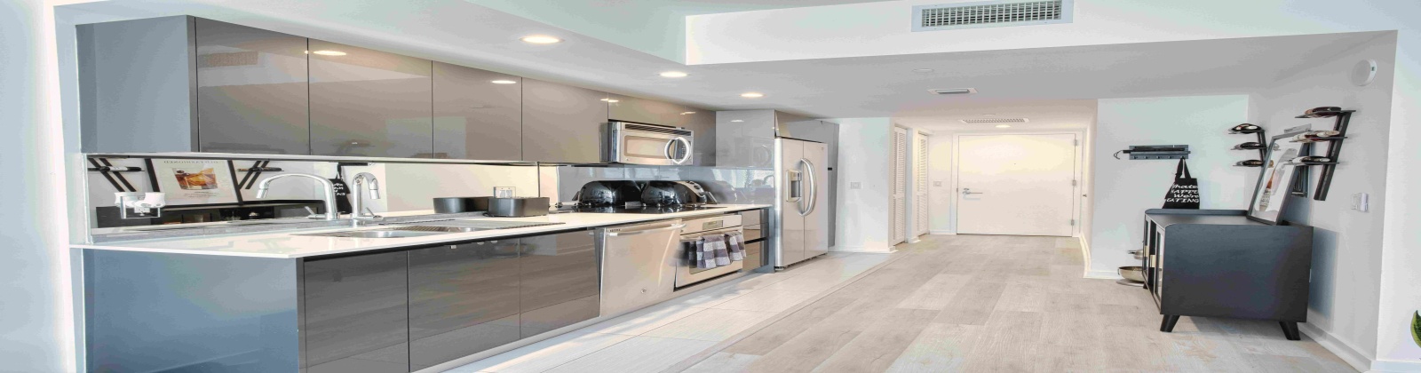 31 6th ST, Miami, Miami-Dade, Florida, United States 33131, 1 Bedroom Bedrooms, ,1 BathroomBathrooms,Apartment,Furnished,My Brickell,6th ST,10,2573