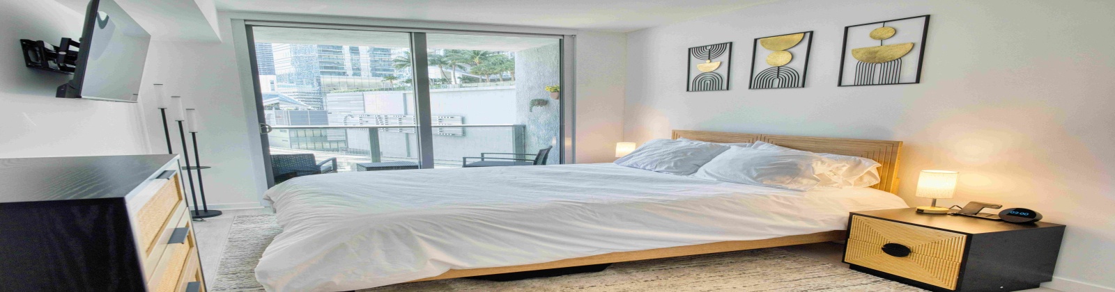 31 6th ST, Miami, Miami-Dade, Florida, United States 33131, 1 Bedroom Bedrooms, ,1 BathroomBathrooms,Apartment,Furnished,My Brickell,6th ST,10,2573