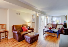 2145 S. Grant, Denver, Colorado, United States 80210, 3 Bedrooms Bedrooms, ,3.5 BathroomsBathrooms,Townhome,Furnished,S. Grant,1110