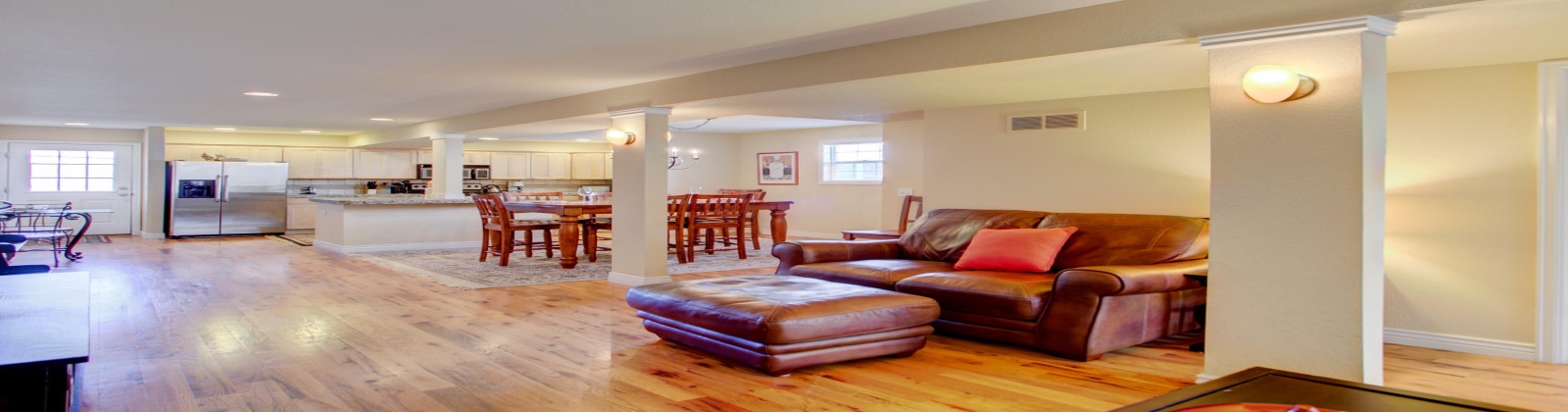 2145 S. Grant, Denver, Colorado, United States 80210, 3 Bedrooms Bedrooms, ,3.5 BathroomsBathrooms,Townhome,Furnished,S. Grant,1110