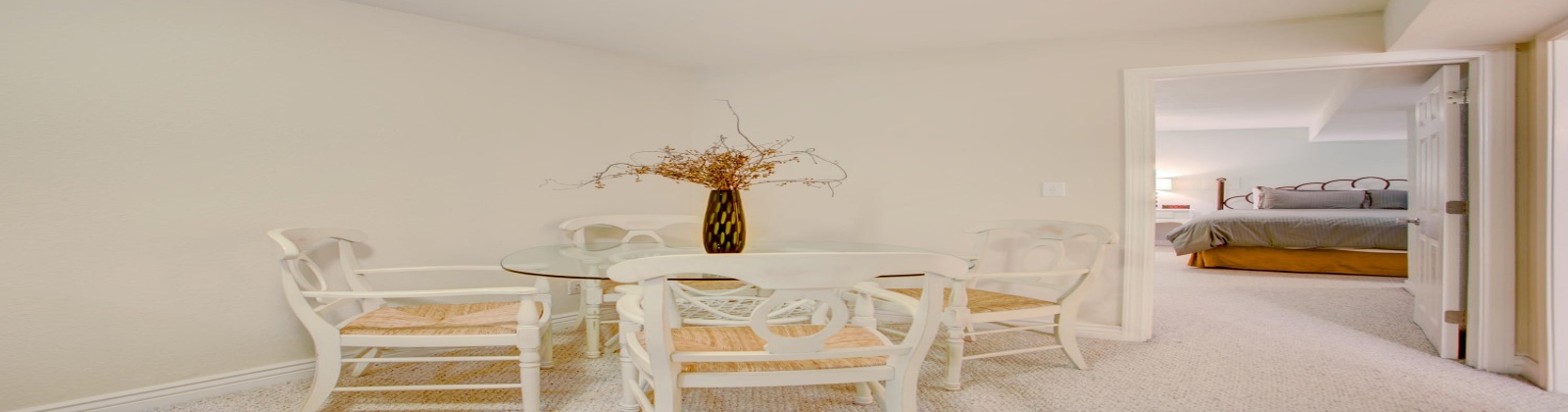 2145 S. Grant, Denver, Colorado, United States 80210, 3 Bedrooms Bedrooms, ,3.5 BathroomsBathrooms,Townhome,Furnished,S. Grant,1110