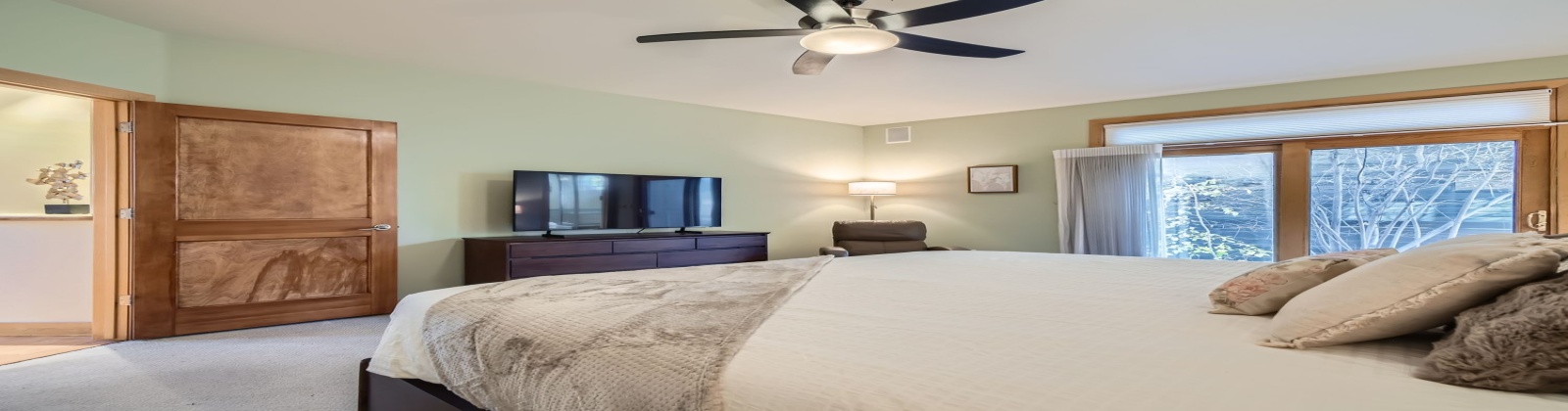 Located approximately five miles from downtown Denver, Cherry Creek is one of the city’s most desirable and dynamic neighborhoods. Known for Cherry Creek North, the area blends classic century-old homes with modern construction and vibrant commercial spaces. Trails, sidewalks, parks, and community gathering areas are woven throughout the neighborhood, and public transit and major roadways offer easy access to downtown Denver and the Denver Tech Center.
 
This fully furnished home offers an exceptional opportunity to enjoy upscale living in one of Denver’s most sought-after locations.