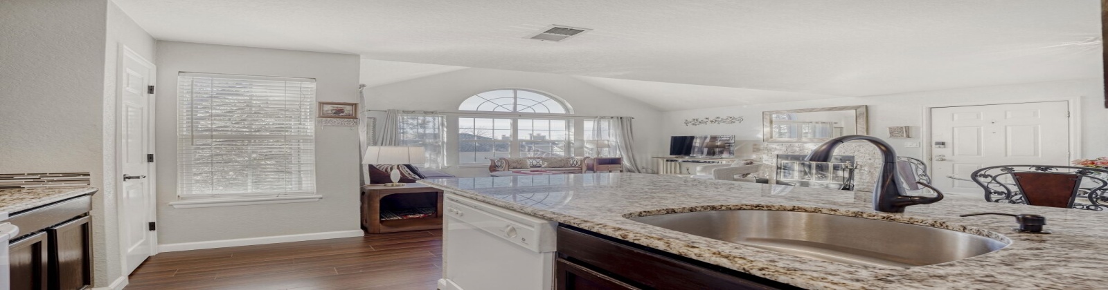 Executive rental, Denver Tech Center, furnished rental medium term furnished rental