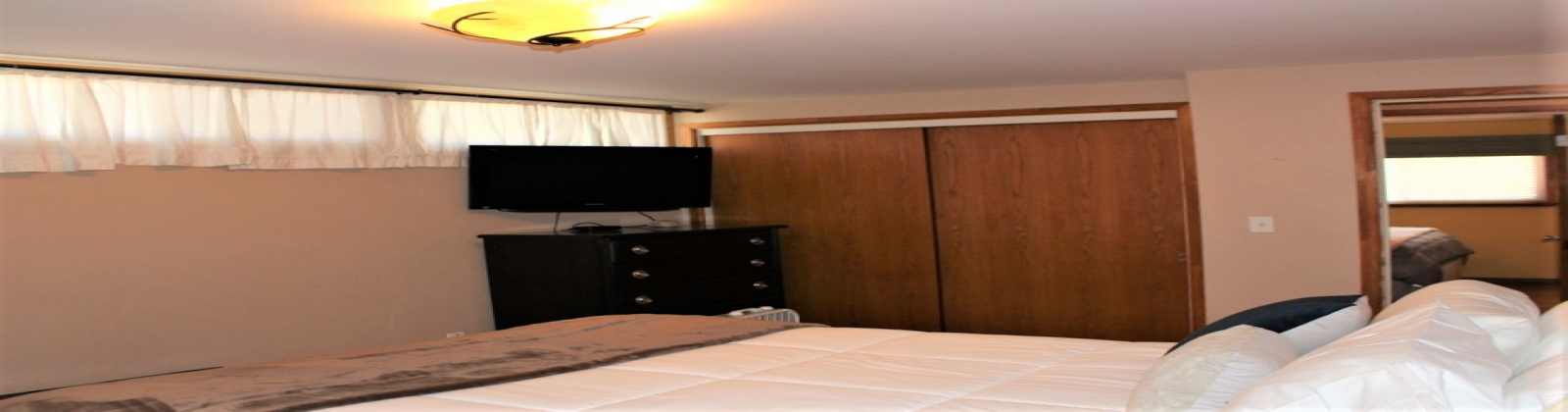 3 Bedroom 3 Bathroom property has amazing views of downtown Denver and is a stone\'s throw away from 6th Avenue. Hardwood floors are featured throughout the main floor, along with granite countertops, stainless steel appliances, enclosed office space, floor-to-ceiling windows, private outdoor space, raised deck, and 2-car detached garage.