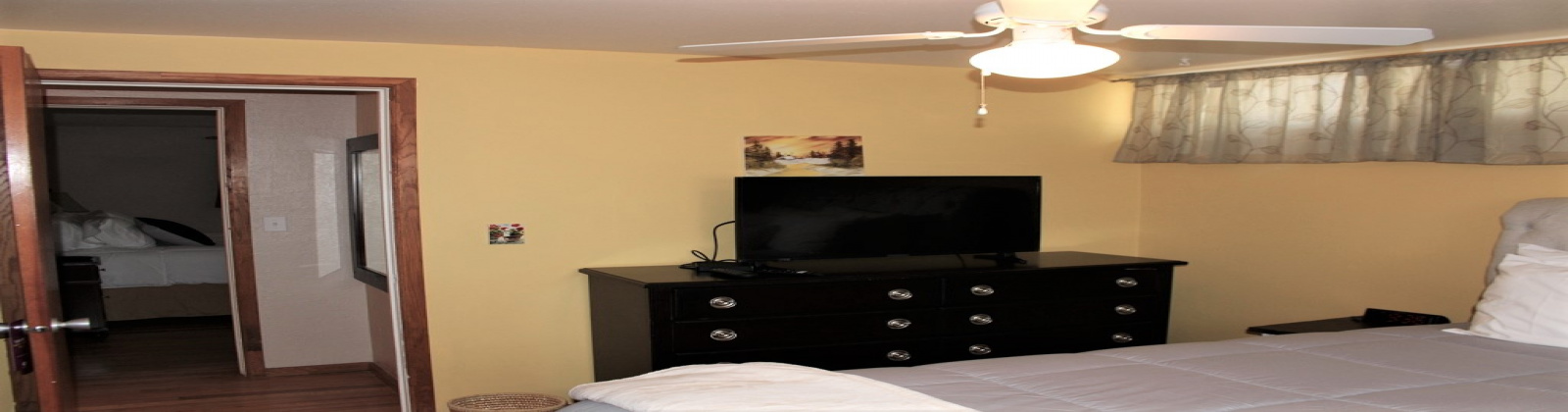 3 Bedroom 3 Bathroom property has amazing views of downtown Denver and is a stone\'s throw away from 6th Avenue. Hardwood floors are featured throughout the main floor, along with granite countertops, stainless steel appliances, enclosed office space, floor-to-ceiling windows, private outdoor space, raised deck, and 2-car detached garage.