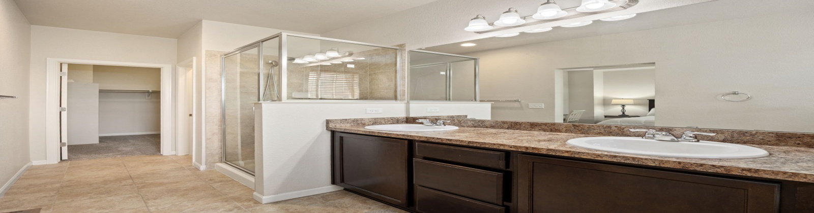 Welcome to this stylish and fully furnished townhome located in the highly desirable Park Meadows / Willow Creek area of Centennial. This south-facing home offers abundant natural light, modern finishes, and a layout designed for both comfort and convenience.
Interior Features
Main Level
•	Bright and open living room with fireplace, sofa seating, and wall-mounted TV.
•	Dining area with seating for six.
•	Chef’s kitchen featuring slab granite countertops, stainless steel appliances, and hardwood flooring.
•	Powder bath and direct access to the attached 2-car garage.
Upper Level
•	Primary Bedroom: King bed, walk-in closet, work desk, TV, and private balcony with seating.
•	Primary Bath: Dual vanities, soaking tub, and separate walk-in shower.
•	Second Bedroom: Queen bed and TV.
•	Third Bedroom: Large desk, shelving units, and a full-size futon (perfect as an office/flex space).
•	Secondary Bathroom: Large vanity with walk-in shower.
•	Laundry room conveniently located upstairs.
Outdoor & Community Highlights
•	Charming front patio with seating area.
•	Nearby there is a beautiful park with walking paths, pond, and fountain.
•	Walking distance to dining, shopping, and a nearby lake.
•	Just 0.5 miles to light rail & I-470, offering easy access across the Denver Metro area.
•	Quick drive to Park Meadows Mall, Lone Tree entertainment, and DTC.
Schools (Cherry Creek School District — all highly rated 9/10 by GreatSchools)
•	Willow Creek Elementary — 0.5 miles
•	Campus Middle School — 4.3 miles
•	Cherry Creek High School — 4.3 miles
