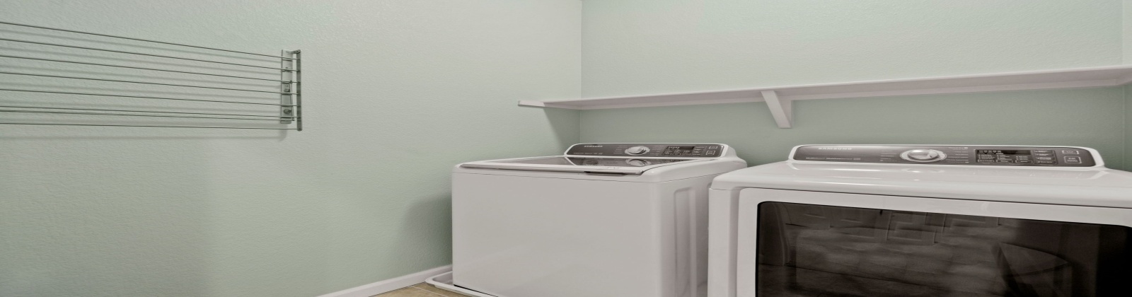 Welcome to this stylish and fully furnished townhome located in the highly desirable Park Meadows / Willow Creek area of Centennial. This south-facing home offers abundant natural light, modern finishes, and a layout designed for both comfort and convenience.
Interior Features
Main Level
•	Bright and open living room with fireplace, sofa seating, and wall-mounted TV.
•	Dining area with seating for six.
•	Chef’s kitchen featuring slab granite countertops, stainless steel appliances, and hardwood flooring.
•	Powder bath and direct access to the attached 2-car garage.
Upper Level
•	Primary Bedroom: King bed, walk-in closet, work desk, TV, and private balcony with seating.
•	Primary Bath: Dual vanities, soaking tub, and separate walk-in shower.
•	Second Bedroom: Queen bed and TV.
•	Third Bedroom: Large desk, shelving units, and a full-size futon (perfect as an office/flex space).
•	Secondary Bathroom: Large vanity with walk-in shower.
•	Laundry room conveniently located upstairs.
Outdoor & Community Highlights
•	Charming front patio with seating area.
•	Nearby there is a beautiful park with walking paths, pond, and fountain.
•	Walking distance to dining, shopping, and a nearby lake.
•	Just 0.5 miles to light rail & I-470, offering easy access across the Denver Metro area.
•	Quick drive to Park Meadows Mall, Lone Tree entertainment, and DTC.
Schools (Cherry Creek School District — all highly rated 9/10 by GreatSchools)
•	Willow Creek Elementary — 0.5 miles
•	Campus Middle School — 4.3 miles
•	Cherry Creek High School — 4.3 miles
