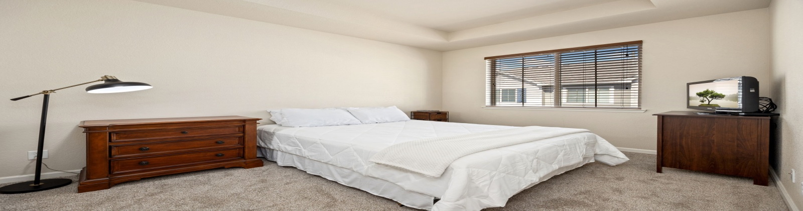 Welcome to this stylish and fully furnished townhome located in the highly desirable Park Meadows / Willow Creek area of Centennial. This south-facing home offers abundant natural light, modern finishes, and a layout designed for both comfort and convenience.
Interior Features
Main Level
•	Bright and open living room with fireplace, sofa seating, and wall-mounted TV.
•	Dining area with seating for six.
•	Chef’s kitchen featuring slab granite countertops, stainless steel appliances, and hardwood flooring.
•	Powder bath and direct access to the attached 2-car garage.
Upper Level
•	Primary Bedroom: King bed, walk-in closet, work desk, TV, and private balcony with seating.
•	Primary Bath: Dual vanities, soaking tub, and separate walk-in shower.
•	Second Bedroom: Queen bed and TV.
•	Third Bedroom: Large desk, shelving units, and a full-size futon (perfect as an office/flex space).
•	Secondary Bathroom: Large vanity with walk-in shower.
•	Laundry room conveniently located upstairs.
Outdoor & Community Highlights
•	Charming front patio with seating area.
•	Nearby there is a beautiful park with walking paths, pond, and fountain.
•	Walking distance to dining, shopping, and a nearby lake.
•	Just 0.5 miles to light rail & I-470, offering easy access across the Denver Metro area.
•	Quick drive to Park Meadows Mall, Lone Tree entertainment, and DTC.
Schools (Cherry Creek School District — all highly rated 9/10 by GreatSchools)
•	Willow Creek Elementary — 0.5 miles
•	Campus Middle School — 4.3 miles
•	Cherry Creek High School — 4.3 miles
