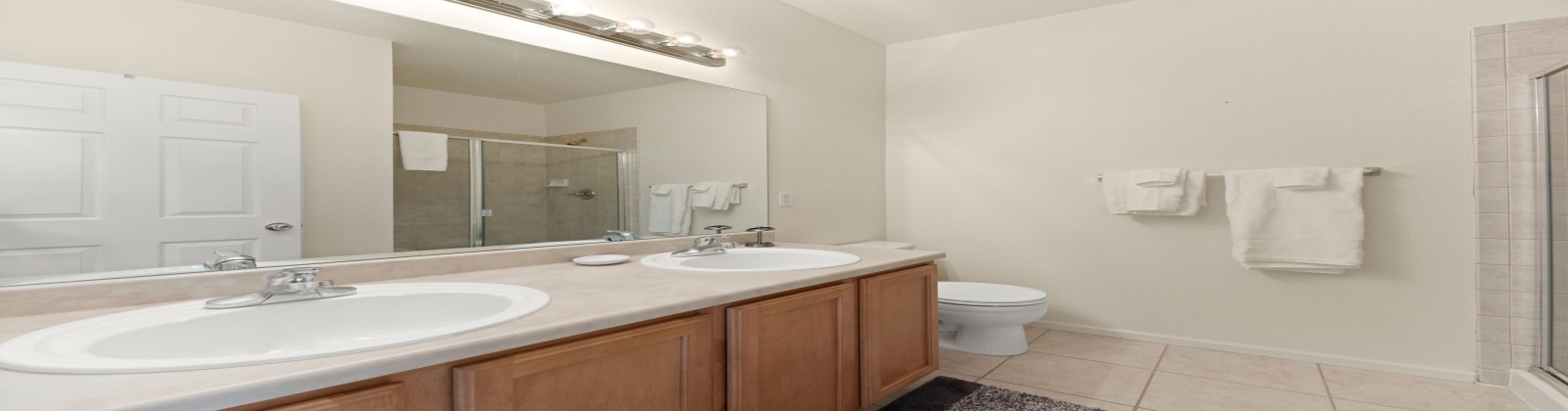 Clean and tastefully decorated 1 Bedroom/2.5 Bath 3-level townhome in Olde Arvada. Features a 2-car attached garage with tandem parking, fireplace, balcony, walk-in closet, and an office area with a desk. The washer and dryer are on the 3rd level.

The Water Tower Village community has a pool, hot tub, and gym.

Water Town Village is located close to RTD light rail, adjacent to Old Town Arvada and shopping center to its south. This area offers restaurants, shopping, specialty shopping, coffee shops, pizza parlors