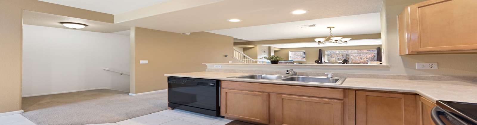 Clean and tastefully decorated 1 Bedroom/2.5 Bath 3-level townhome in Olde Arvada. Features a 2-car attached garage with tandem parking, fireplace, balcony, walk-in closet, and an office area with a desk. The washer and dryer are on the 3rd level.

The Water Tower Village community has a pool, hot tub, and gym.

Water Town Village is located close to RTD light rail, adjacent to Old Town Arvada and shopping center to its south. This area offers restaurants, shopping, specialty shopping, coffee shops, pizza parlors