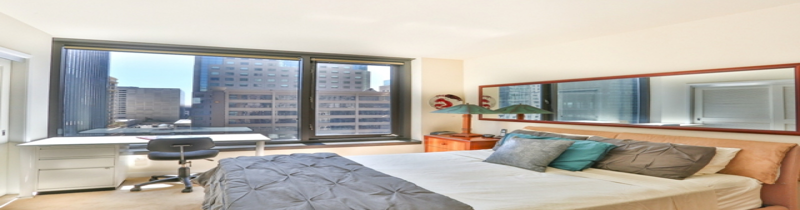 2 Bedroom/2 Bathroom condo at New Montgomery! Features: stainless steel appliances, granite counters, ceiling fan, desk, cherry wood floors, marble tiling, state-of-the art A/V system with surround sound, master with custom built-Italian queen bed and side tables, ensuite bath, walk-in closets, and twin bed that converts into sofa.

Amenities include: 24-hour attendant, bike parking, and roof deck with BBQ, gas fire pit and panoramic city views.

With a 94 Walk Score, this location offers easy access to FiDi, Union Square, the Embarcadero as well as San Francisco\'s world-class sports arenas.
No parking.