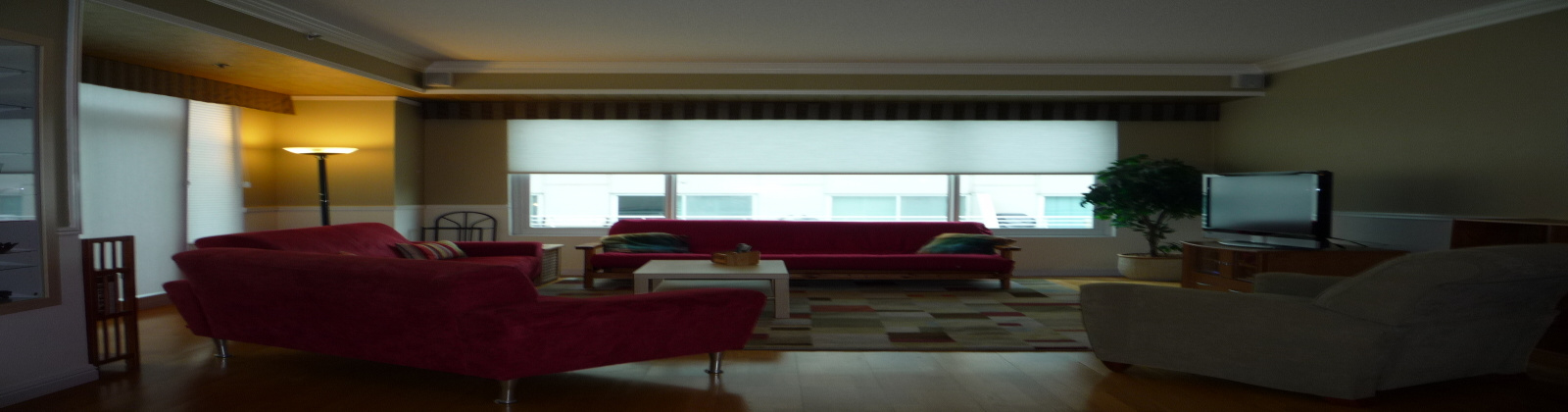 Large 2 Bedroom/1 Bathroom condo located near the Embarcadero and is in walking distance to the Financial District. Features: open galley kitchen, stainless steel appliances, mirrored closet doors, landscaped courtyard, and open-air patio. Second bedroom has access to outdoor patio through a sliding glass door.

Amenities include: fitness center, hot tub, sauna room, and a 24-hour security desk. One parking space in the building garage is included. The washer and dryer are in the common hallway on the same floor.

WalkScore.com calls this area of San Francisco a Walker\'s Paradise as all of your daily errands do not require a car. Fisherman\'s Wharf and many restaurants are within walking distance. In addition, public transportation is very close and can get you to the Financial District with ease!