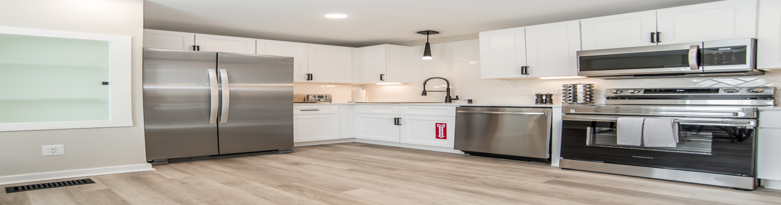 3812 Burt, Raleigh, North Carolina, United States 27606, 2 Bedrooms Bedrooms, ,1.5 BathroomsBathrooms,Townhome,Furnished,Burt ,1379